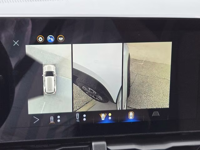 2026 Polar White Tricoat Chevrolet Equinox ACTIV FWD SUV