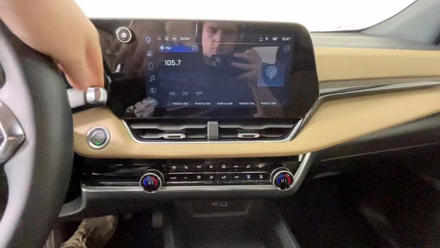 2026 Polar White Tricoat Chevrolet Equinox ACTIV FWD SUV