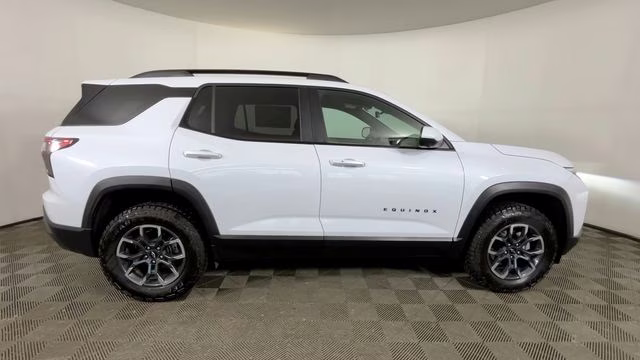 2026 Polar White Tricoat Chevrolet Equinox ACTIV FWD SUV