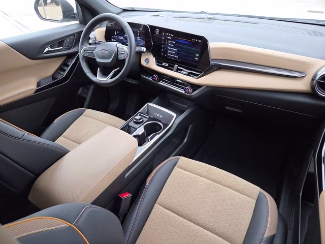 2026 Polar White Tricoat Chevrolet Equinox ACTIV FWD SUV