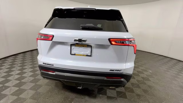 2026 Polar White Tricoat Chevrolet Equinox ACTIV FWD SUV