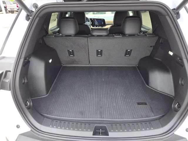 2026 Polar White Tricoat Chevrolet Equinox ACTIV FWD SUV
