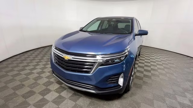 2024 Lakeshore Blue Metallic Chevrolet Equinox LT FWD SUV