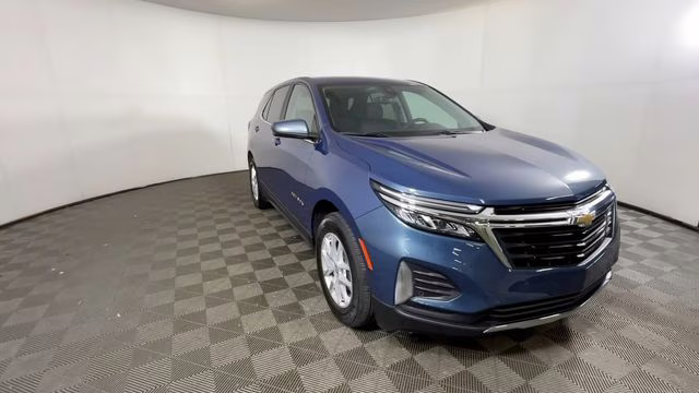 2024 Lakeshore Blue Metallic Chevrolet Equinox LT FWD SUV