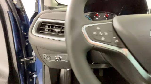 2024 Lakeshore Blue Metallic Chevrolet Equinox LT FWD SUV