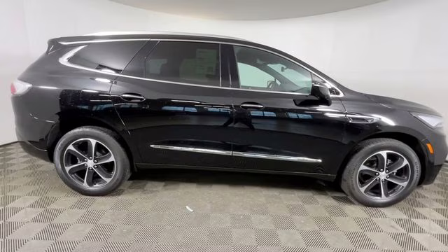 2022 Ebony Twilight Metallic Buick Enclave Essence FWD SUV