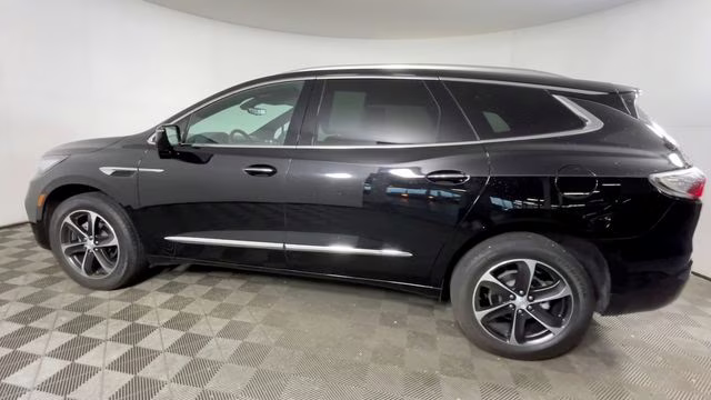 2022 Ebony Twilight Metallic Buick Enclave Essence FWD SUV