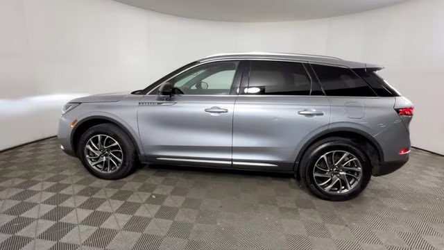 2022 Radiance Metallic Lincoln Corsair Standard AWD SUV