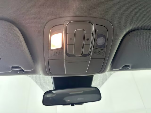 2019 Quartz White Hyundai Santa Fe SE FWD SUV