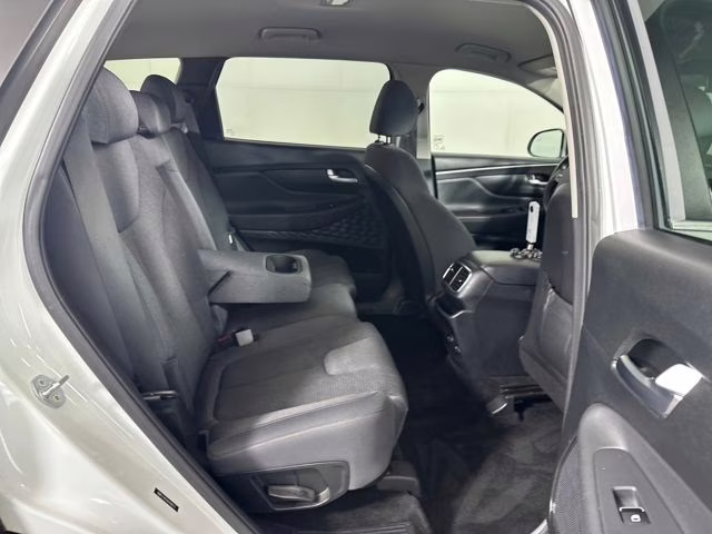 2019 Quartz White Hyundai Santa Fe SE FWD SUV