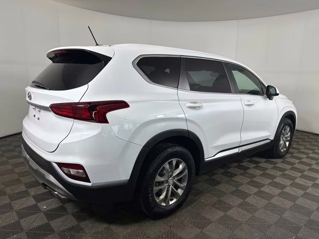 2019 Quartz White Hyundai Santa Fe SE FWD SUV