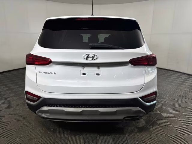 2019 Quartz White Hyundai Santa Fe SE FWD SUV