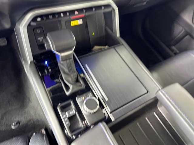 2024 Midnight Black Metallic Toyota Tundra Hybrid Platinum 4X4 Truck