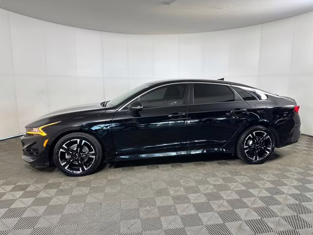 2022 Ebony Black Kia K5 GT-Line FWD Sedan
