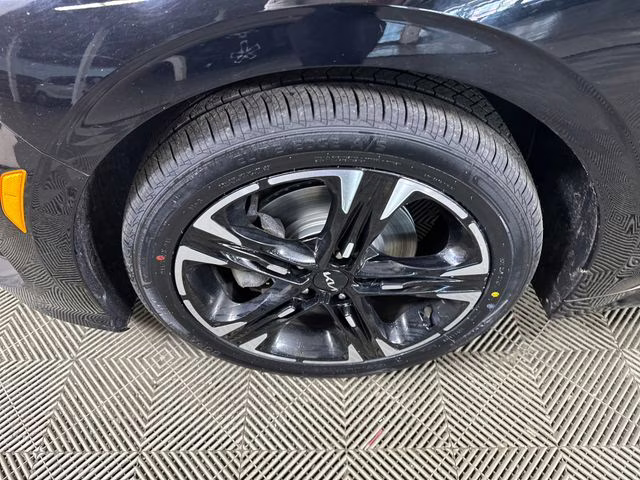 2022 Ebony Black Kia K5 GT-Line FWD Sedan