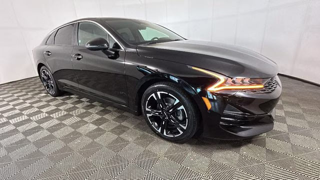 2022 Ebony Black Kia K5 GT-Line FWD Sedan