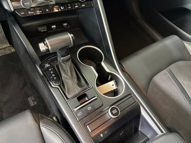 2022 Ebony Black Kia K5 GT-Line FWD Sedan