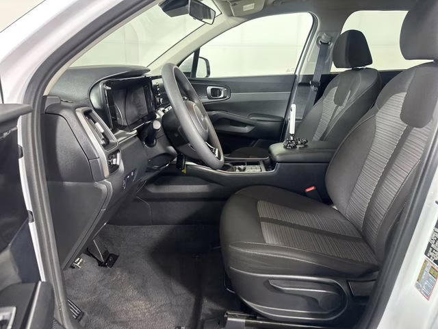 2023 Glacial White Pearl Kia Sorento LX AWD SUV