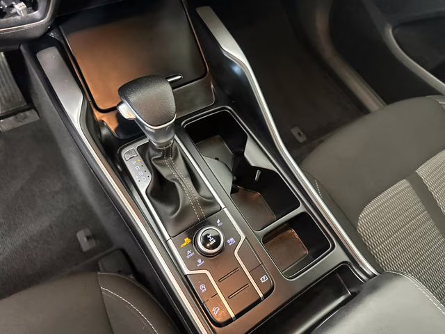2023 Glacial White Pearl Kia Sorento LX AWD SUV