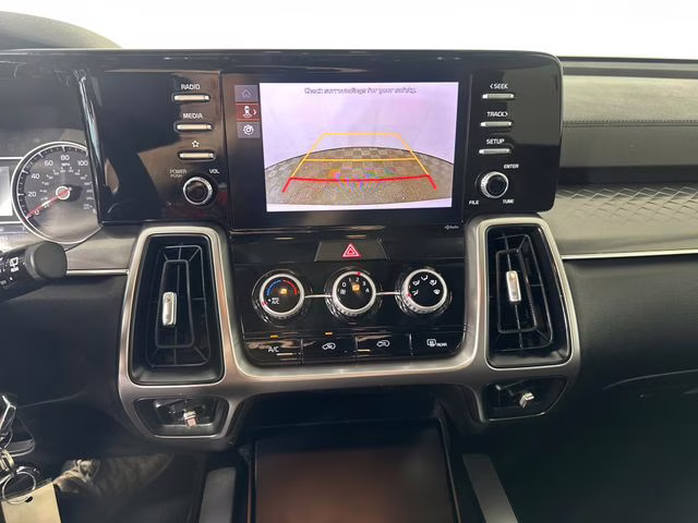 2023 Glacial White Pearl Kia Sorento LX AWD SUV