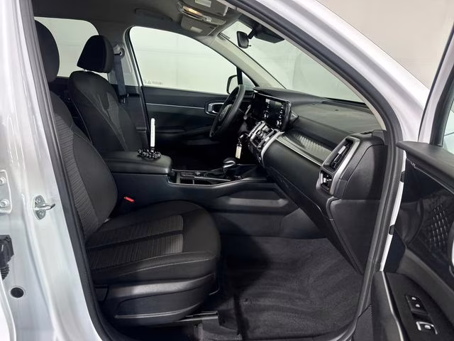 2023 Glacial White Pearl Kia Sorento LX AWD SUV