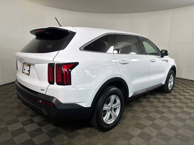 2023 Glacial White Pearl Kia Sorento LX AWD SUV