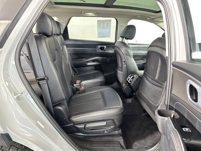 2022 Wolf Gray Kia Sorento SX AWD SUV