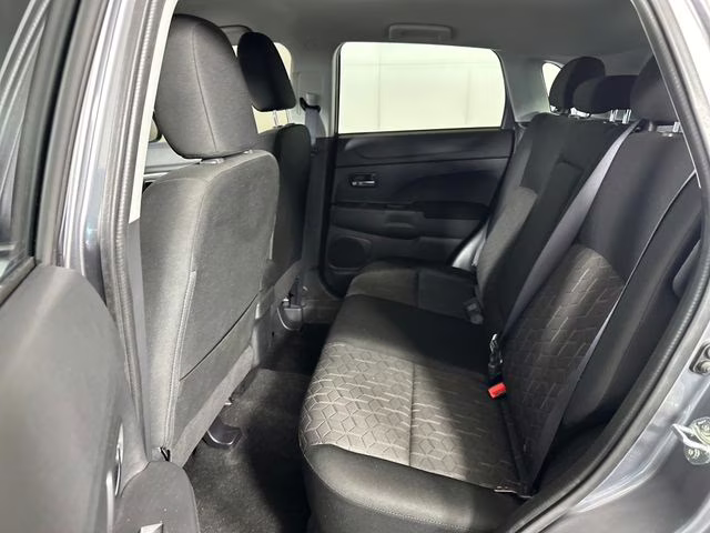 2024 Gray Mitsubishi Outlander Sport 2.0 ES 4X4 SUV