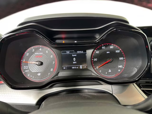 2025 Nitro Yellow Metallic Chevrolet Trax 1RS FWD SUV