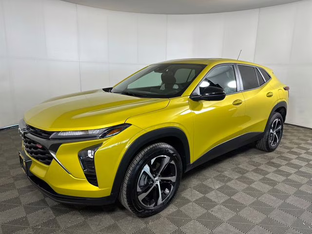 2025 Nitro Yellow Metallic Chevrolet Trax 1RS FWD SUV