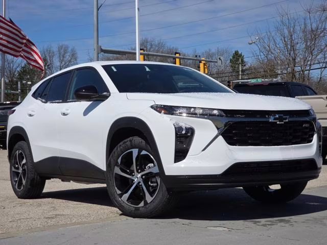 2026 Summit White Chevrolet Trax 1RS FWD SUV