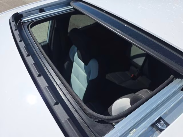 2026 Summit White Chevrolet Trax 1RS FWD SUV