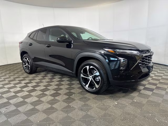 2026 Mosaic Black Metallic Chevrolet Trax 1RS FWD SUV