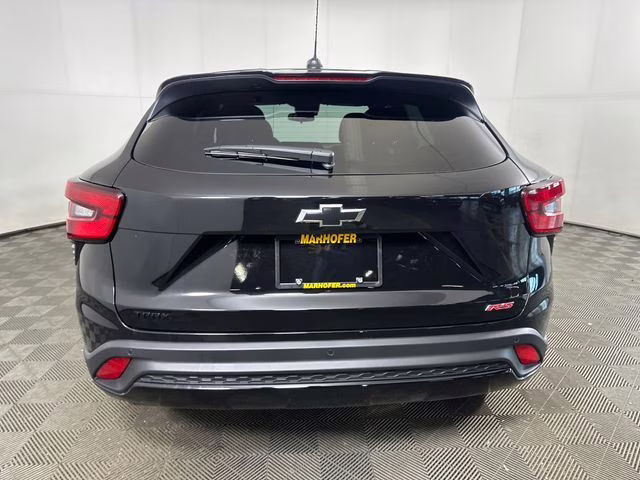 2026 Mosaic Black Metallic Chevrolet Trax 1RS FWD SUV