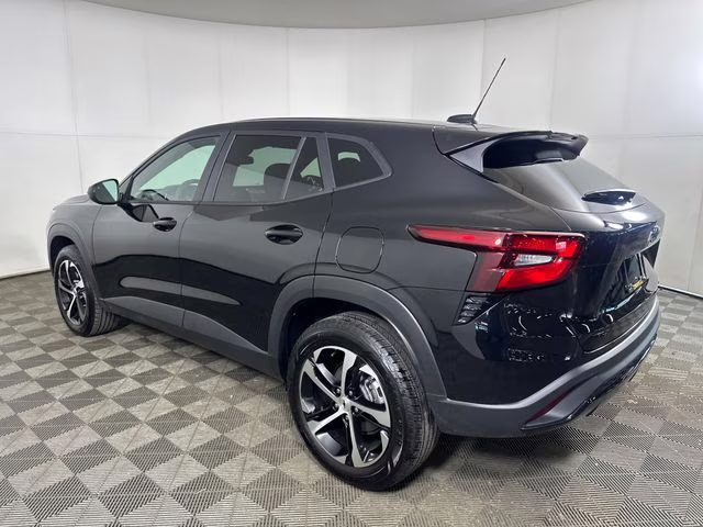 2026 Mosaic Black Metallic Chevrolet Trax 1RS FWD SUV