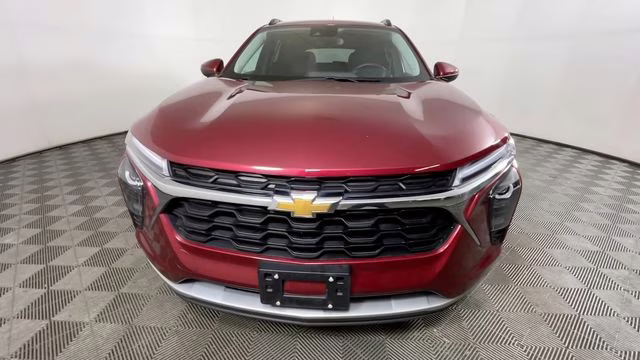 2024 Crimson Metallic Chevrolet Trax LT FWD SUV
