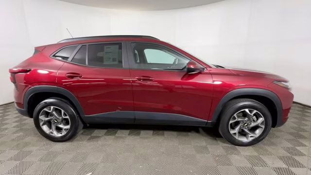 2024 Crimson Metallic Chevrolet Trax LT FWD SUV