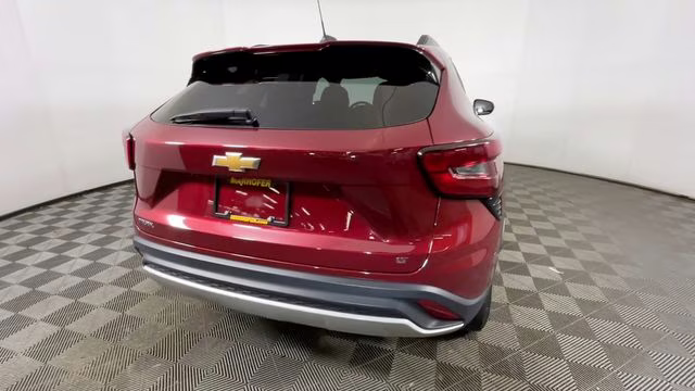 2024 Crimson Metallic Chevrolet Trax LT FWD SUV