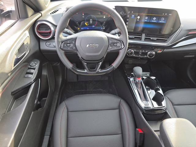 2026 White Sands Chevrolet Trax 2RS FWD SUV
