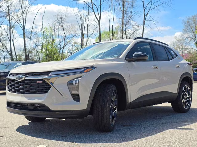 2026 White Sands Chevrolet Trax 2RS FWD SUV