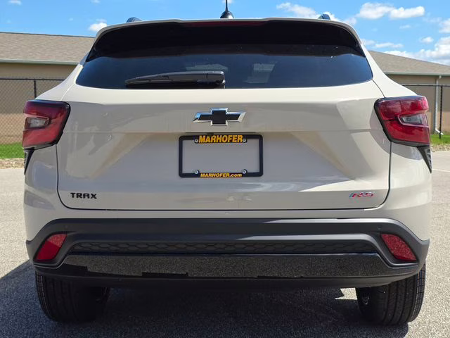 2026 White Sands Chevrolet Trax 2RS FWD SUV