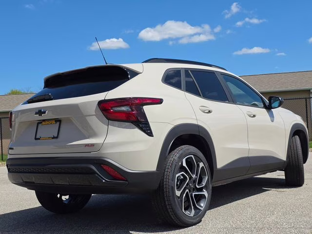 2026 White Sands Chevrolet Trax 2RS FWD SUV