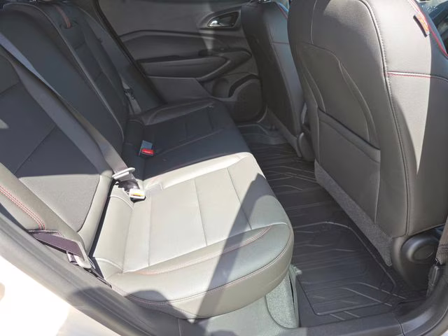 2026 White Sands Chevrolet Trax 2RS FWD SUV