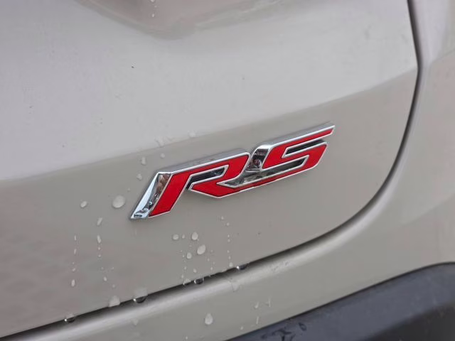 2026 White Sands Chevrolet Trax 2RS FWD SUV