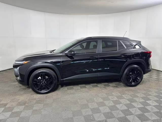 2025 Mosaic Black Metallic Chevrolet Trax ACTIV FWD SUV