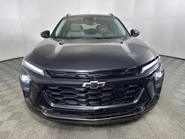 2025 Mosaic Black Metallic Chevrolet Trax ACTIV FWD SUV