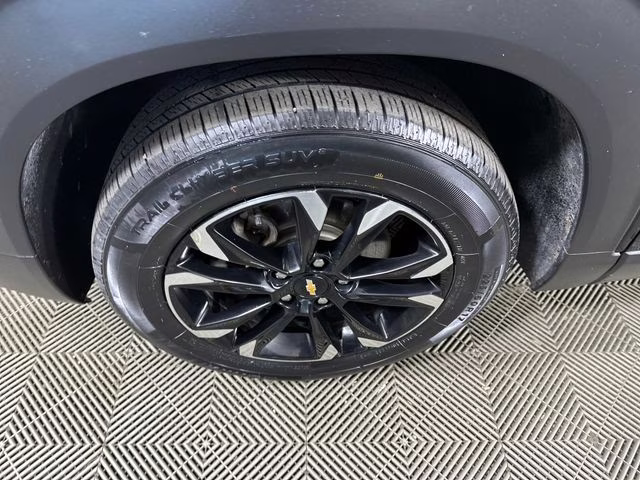 2021 Midnight Blue Metallic Chevrolet TrailBlazer LT FWD SUV