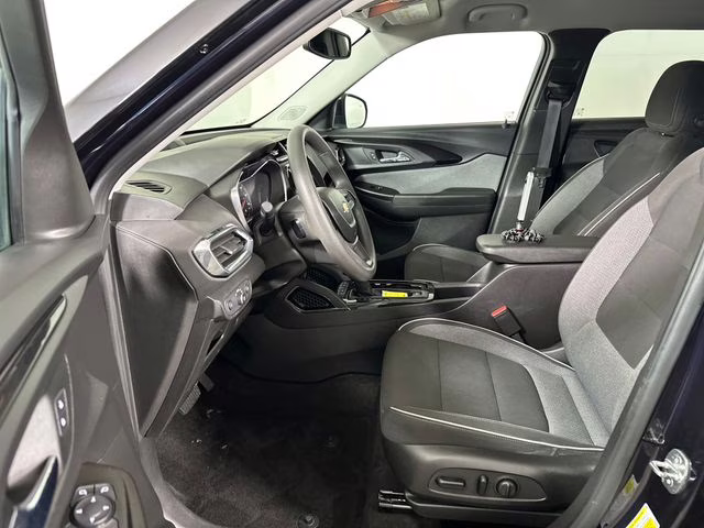 2021 Midnight Blue Metallic Chevrolet TrailBlazer LT FWD SUV