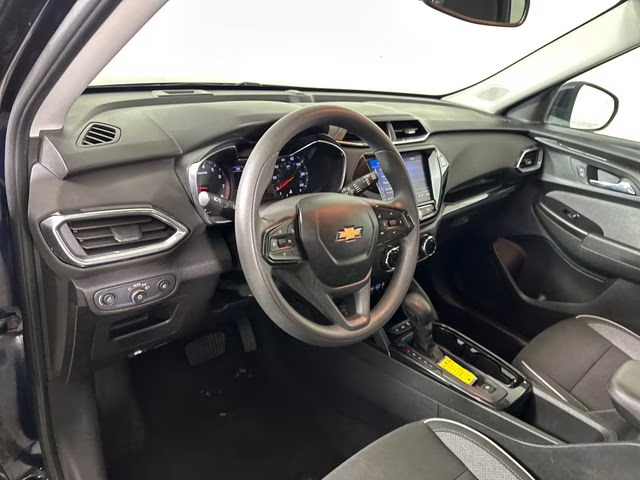 2021 Midnight Blue Metallic Chevrolet TrailBlazer LT FWD SUV