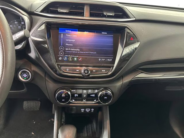 2021 Midnight Blue Metallic Chevrolet TrailBlazer LT FWD SUV